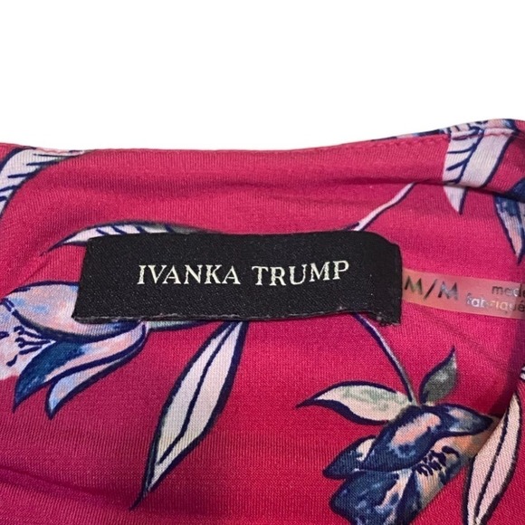 Ivanka Trump Pink Navy Floral Sleeveless Blouse Size M - Picture 6 of 10